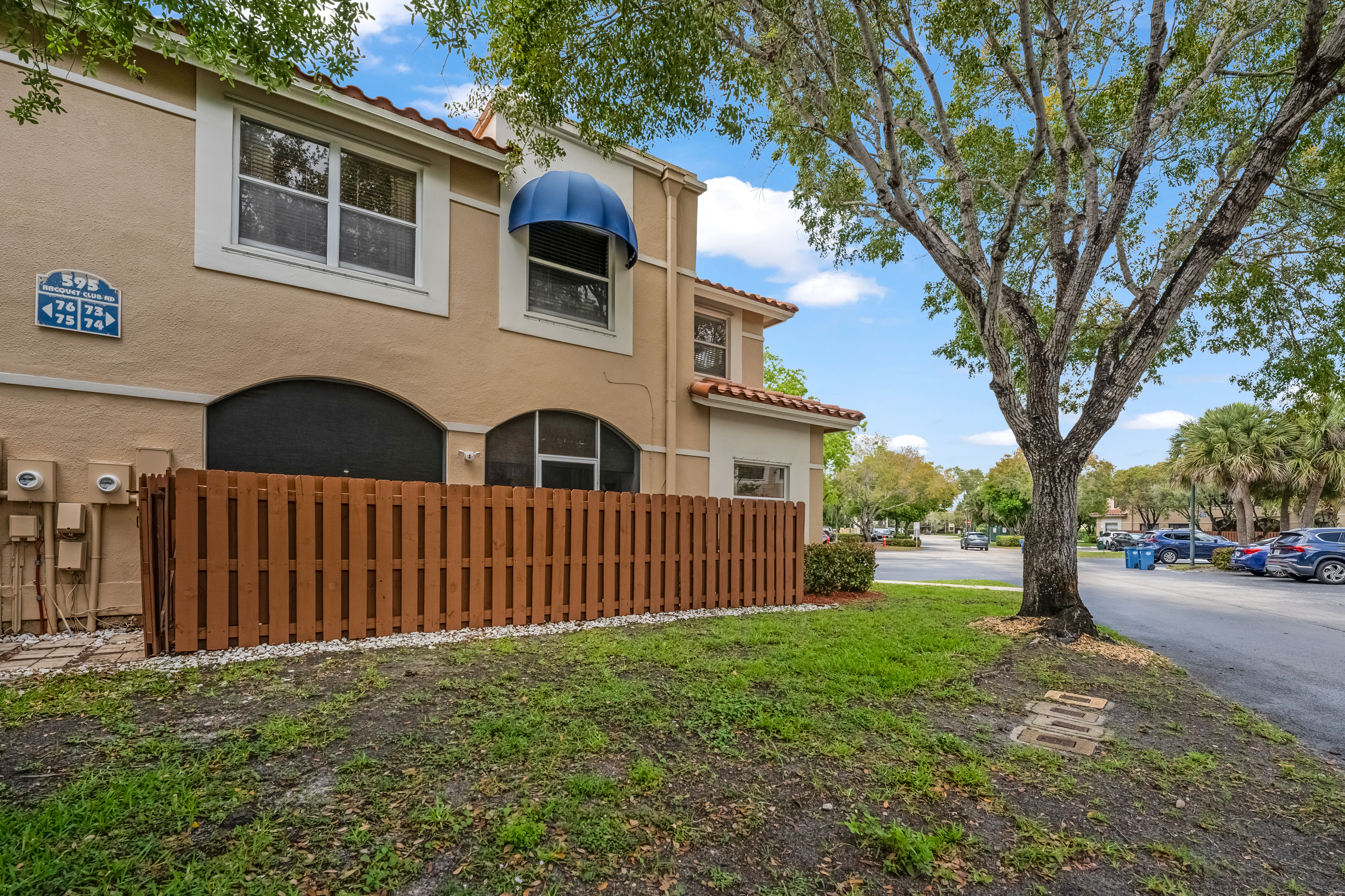 595 Racquet Club Road, Unit 74 Weston, FL 33326 - Photo 34 of 40