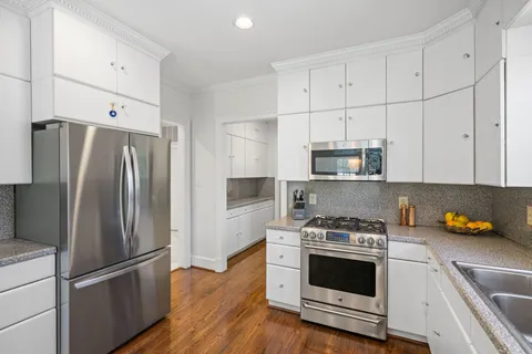 Contact Agent | 5313 Massachusetts Avenue, Bethesda, MD 20816