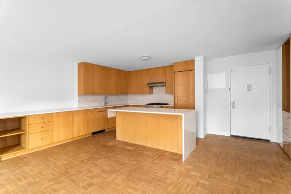 $8,600 | 100 West 89th Street, Unit 6B | Upper West Side