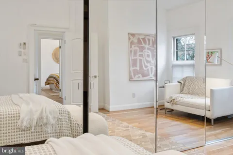 $1,700,000 | 203 9th Street Southeast, Washington, DC 20003