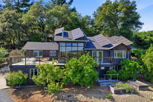 $2,495,000 | 6341 West Dry Creek Road, Healdsburg, CA 95448