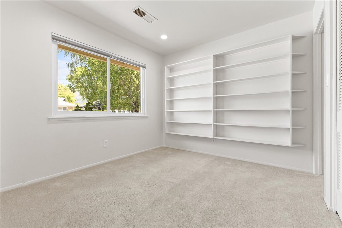 417 Deerfield Circle Santa Rosa, CA 95409 - Photo 17 of 43