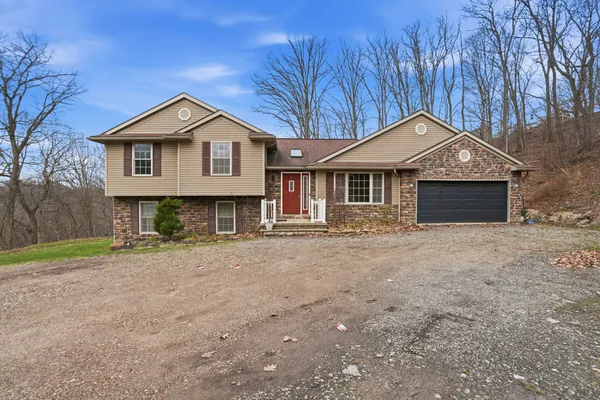 $499,900 | 587 Kimble Drive, Glenshaw, PA 15116