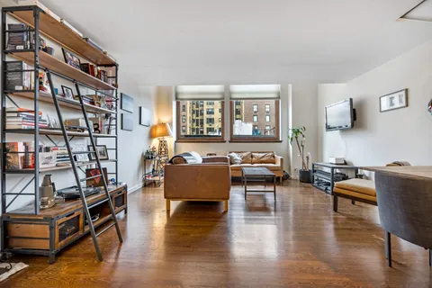 $1,250,000 | 305 2nd Avenue, Unit 518 | Gramercy
