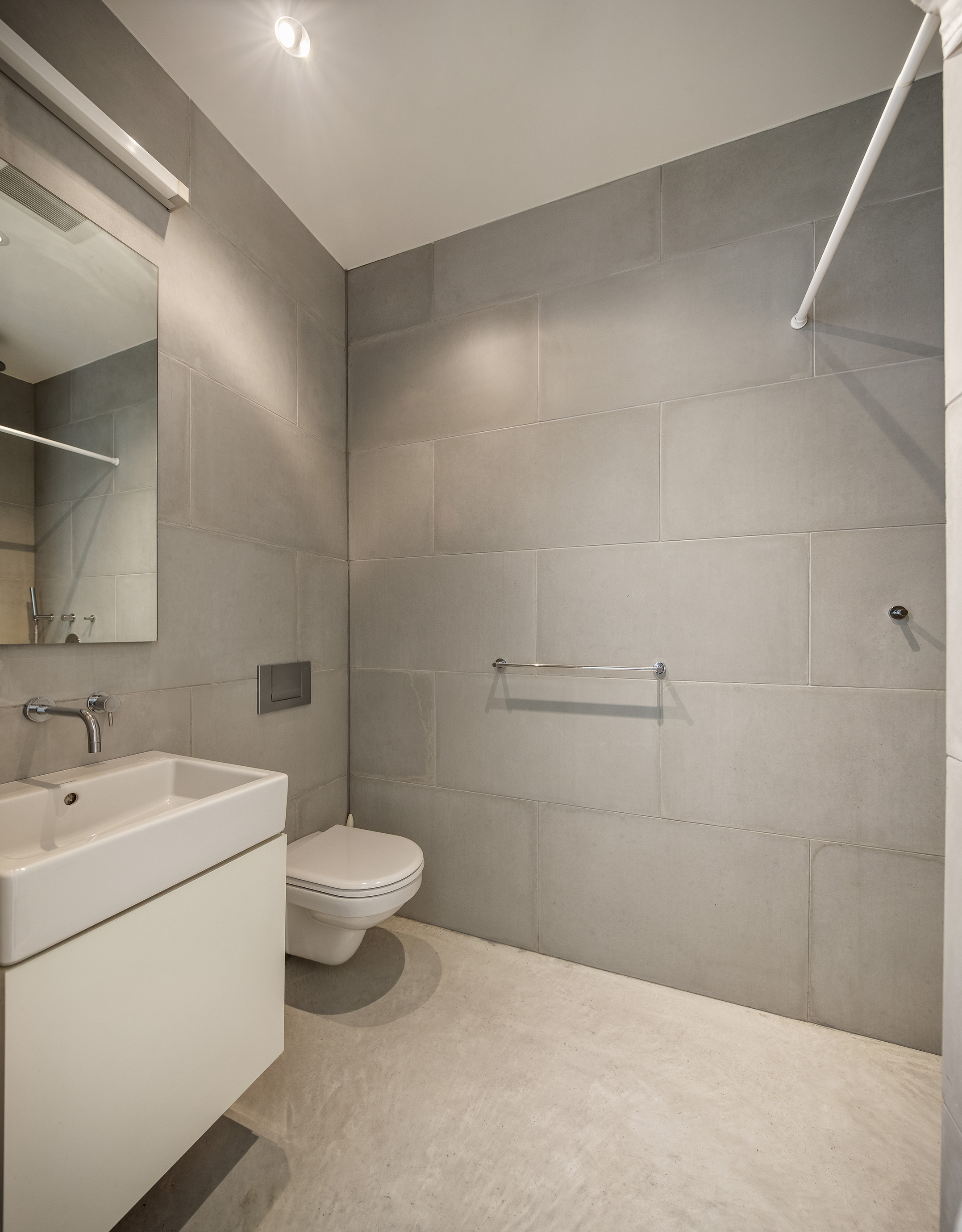 395 Broadway, Unit 15C Manhattan, NY 10013 - Photo 8 of 9