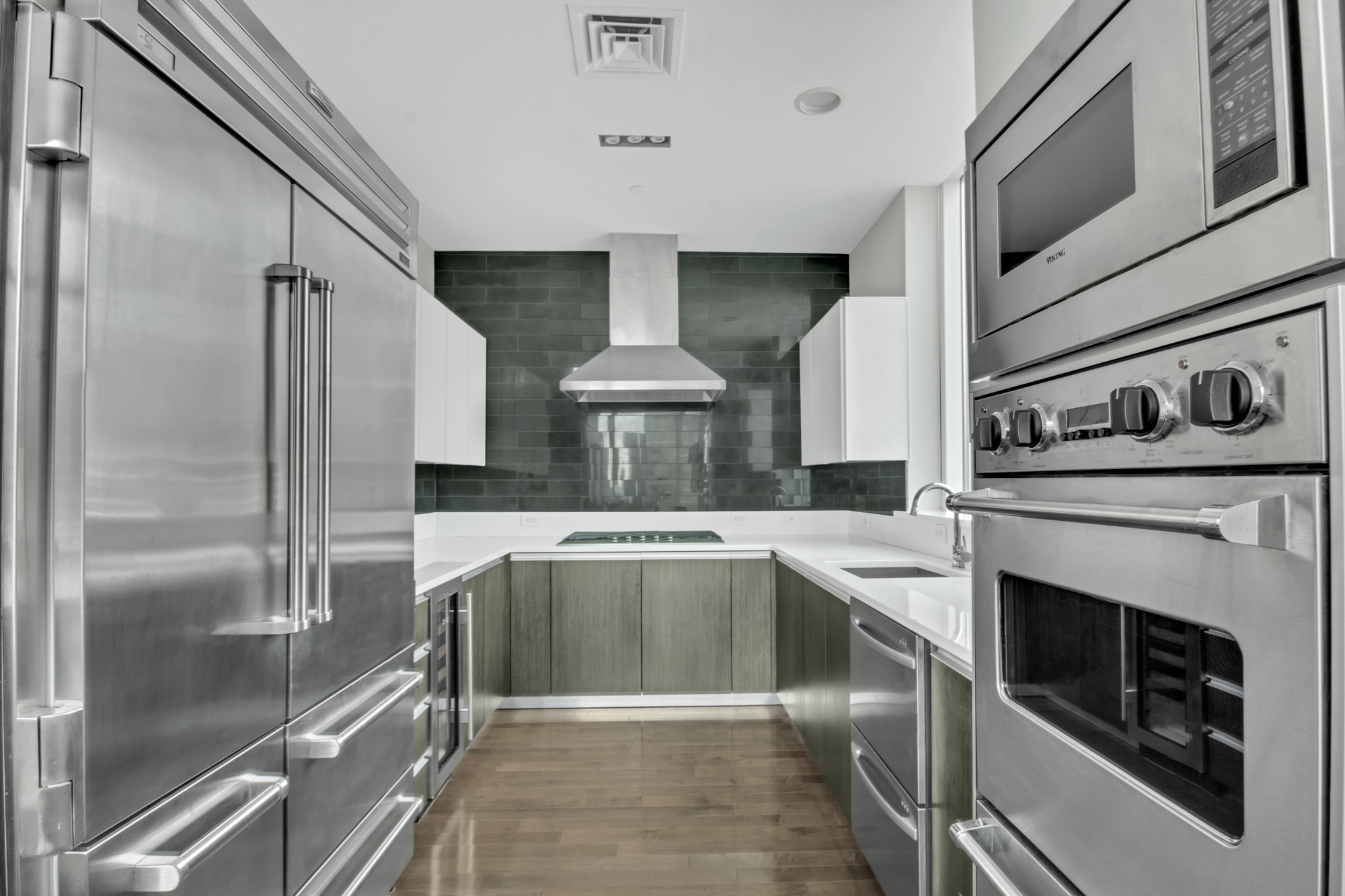 247 West 46th Street, Unit PH//2 Manhattan, NY 10036 - Photo 4 of 17