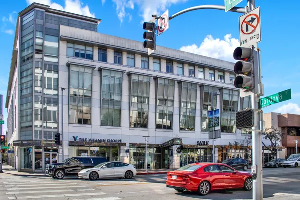$499,000 | 175 South Lake Avenue, Unit 406, Pasadena, CA 91101