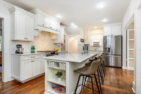 $799,000 | 19 Forest Avenue, Verona, NJ 07044