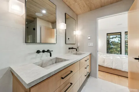 $2,980,000 | 3960 Saddle Road, South Lake Tahoe, CA 96150