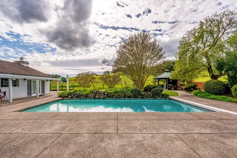 $2,068,000 | Stonebridge Drive, Napa, CA 94558
