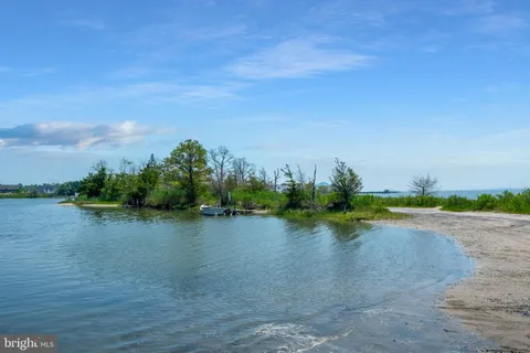 $679,000 | 34742 Frontier Road, Lewes, DE 19958