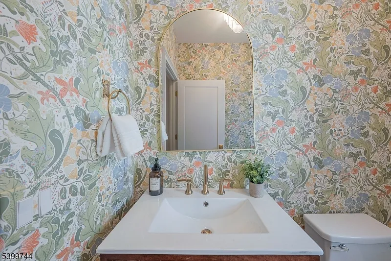 6 Berkeley Road Millburn, NJ 07041 - Photo 21 of 49