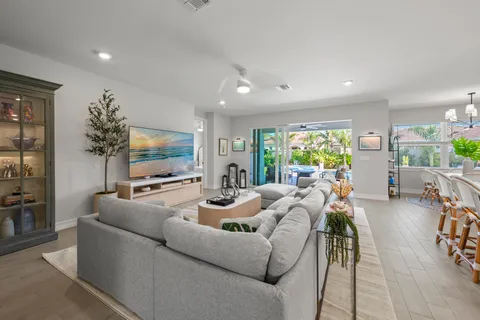 $949,900 | 10581 Woodchuck Lane, Bonita Springs, FL 34135