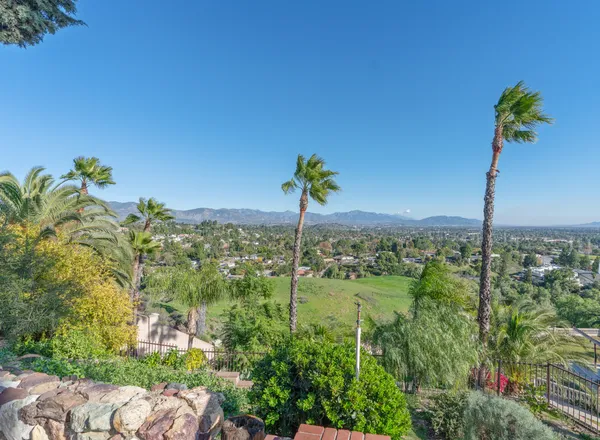 $1,999,000 | 17728 Ridgeway Road, Granada Hills, CA 91344