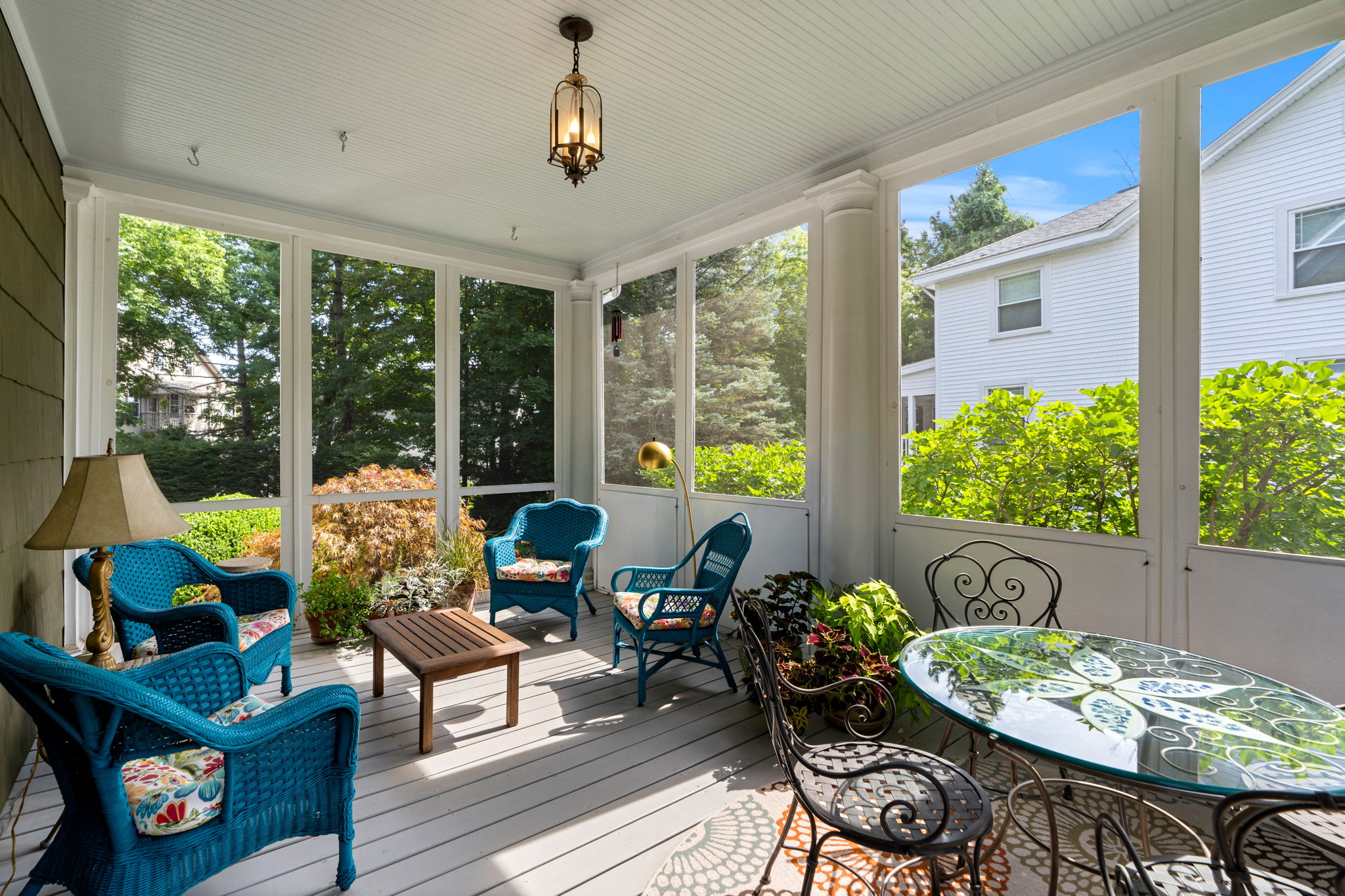 64 Woburn Street Reading, MA 01867 - Photo 15 of 56