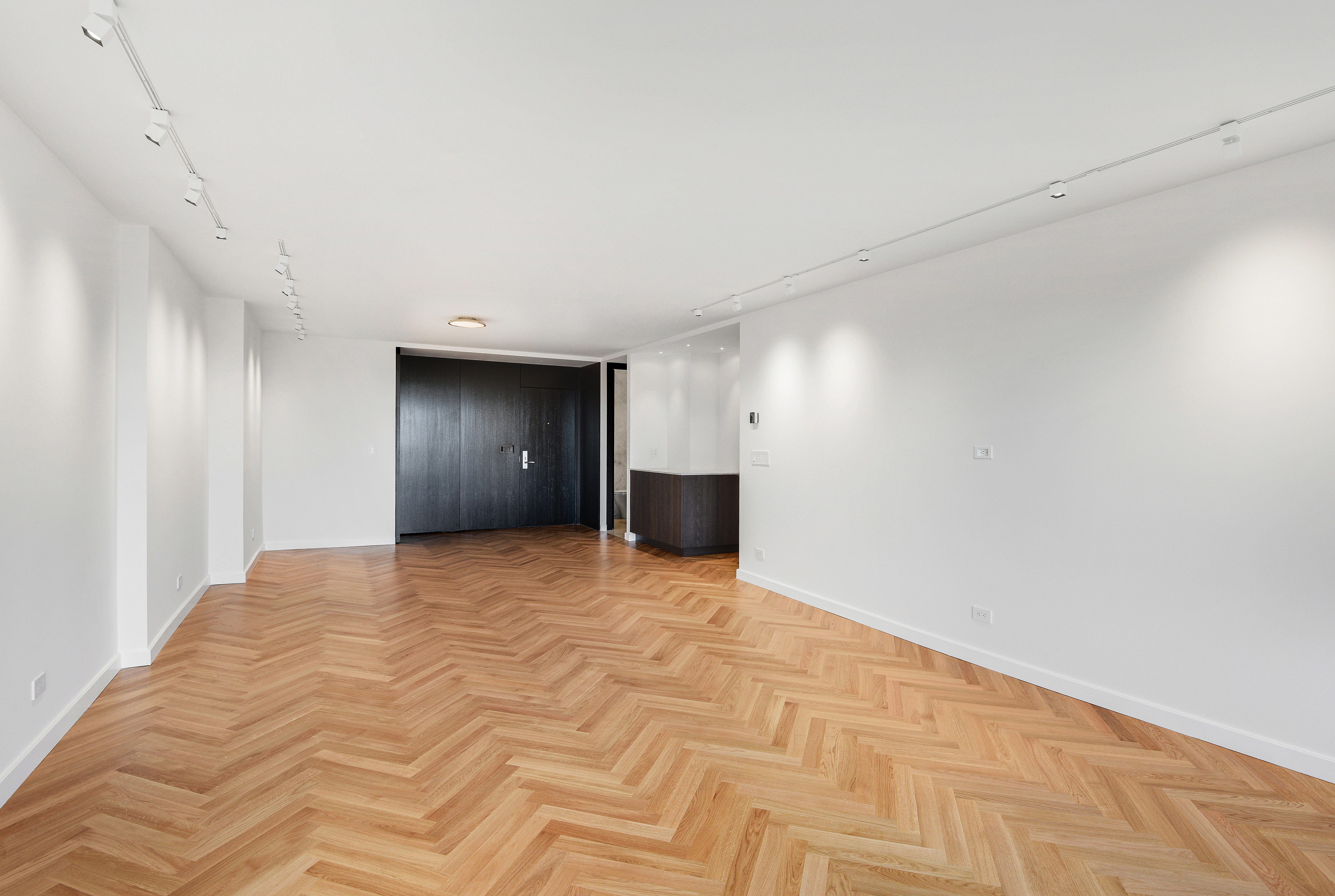 200 Central Park South, Unit 28B Manhattan, NY 10019 - Photo 14 of 21