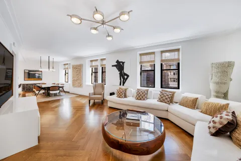 $5,999,000 | 235 West 75th Street, Unit 423 | Upper West Side