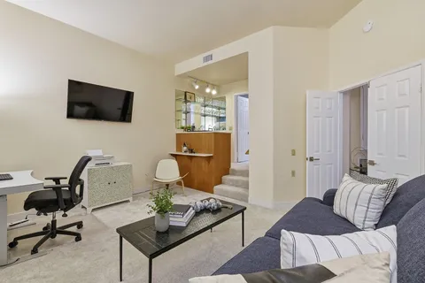 $985,000 | 11037 Caminito Vista Pacifica, San Diego, CA 92131