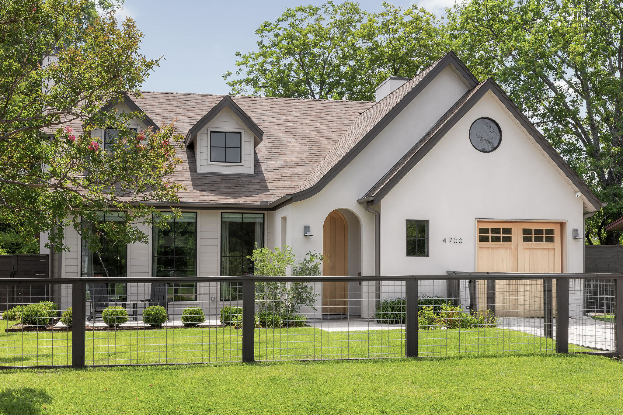 4700 Clawson Road Austin, TX 78745 - Photo 2 of 26 a front view of house with yard and green space