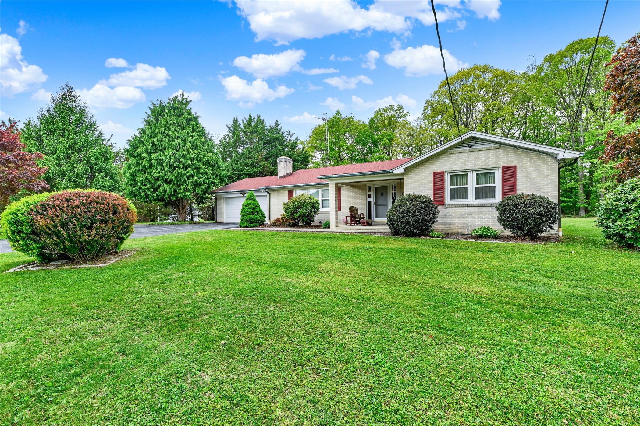 1609 Fairmount Road Hampstead, MD 21074 - Photo 3 of 23