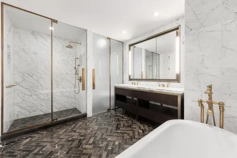 $3,995,000 | 500 West 21st Street, Unit 2G | Chelsea