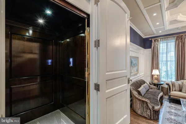 $4,900,000 | 1828 Delancey Place, Philadelphia, PA 19103