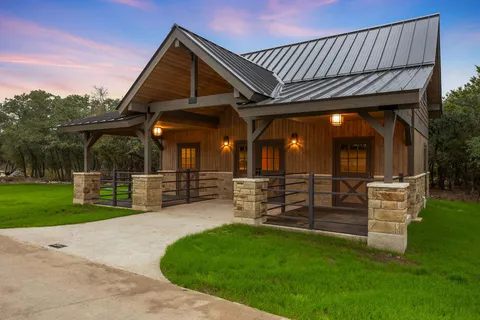 Contact Agent | 812 Jennings Branch, Georgetown, TX 78633