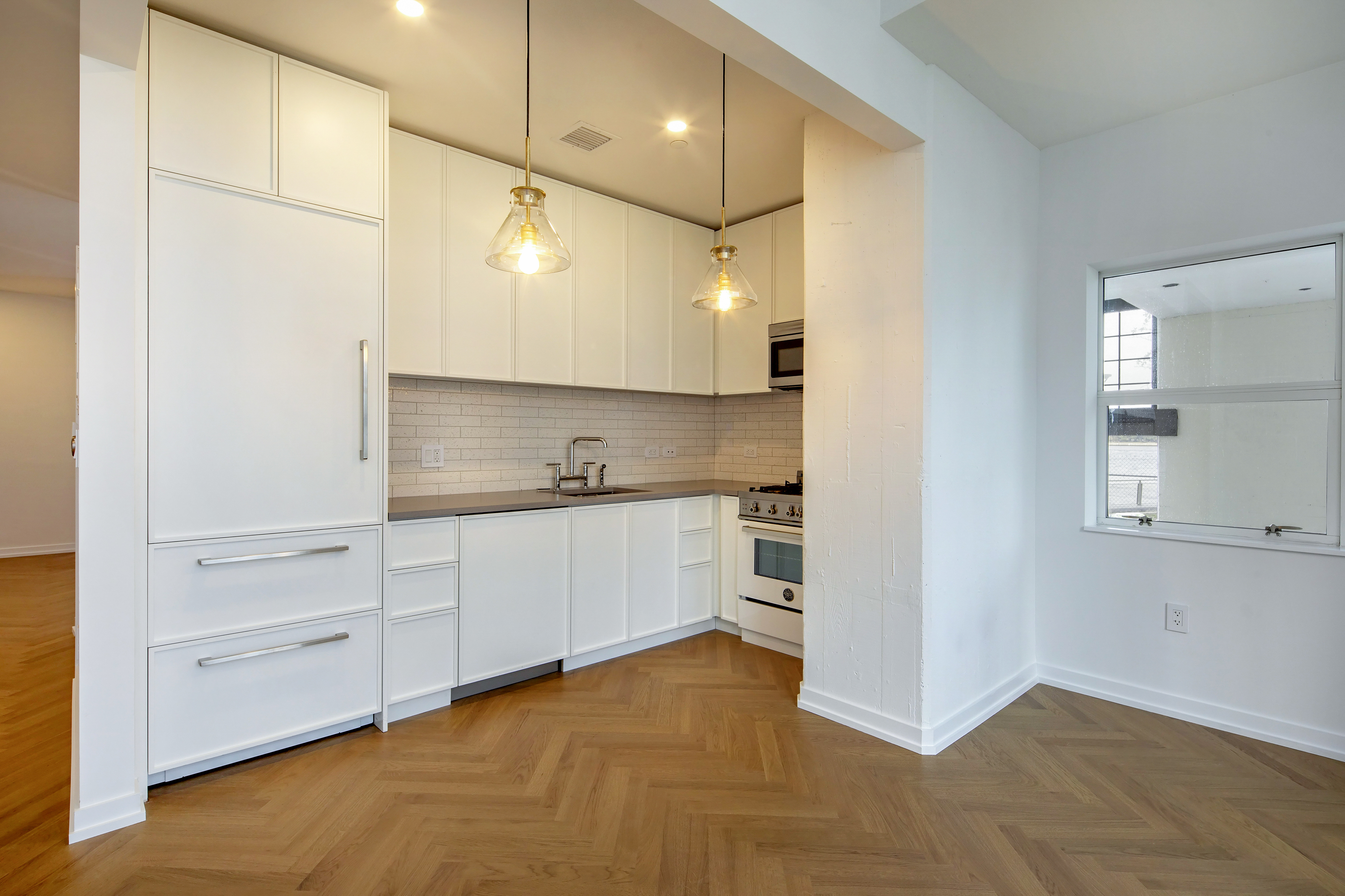 184 Kent Avenue, Unit C107 Brooklyn, NY 11249 - Photo 7 of 11