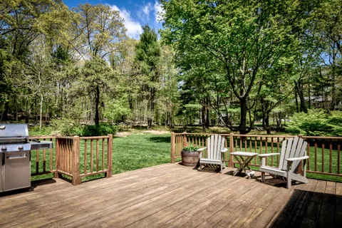 Contact Agent | 3 Bridle Path, Sherborn, MA 01770