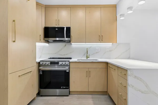 $7,645 | 453 Dean Street, Unit 3 | Park Slope