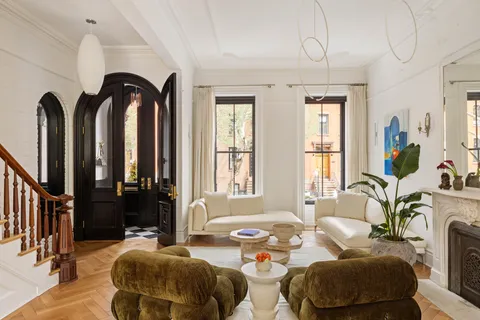 $7,450,000 | 382 Degraw Street | Carroll Gardens