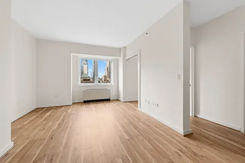 $1,120,000 | 425 5th Avenue, Unit 23D | Midtown South