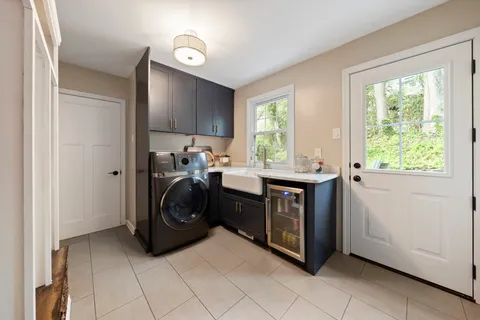 $1,050,000 | 161 Rolling Road, Bala Cynwyd, PA 19004