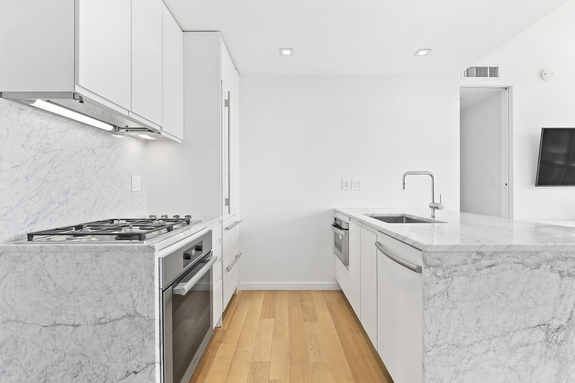 250 Bowery, Unit 6E Manhattan, NY 10012 - Photo 3 of 6