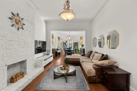 $1,150,000 | 351 St Pauls Avenue | Stapleton