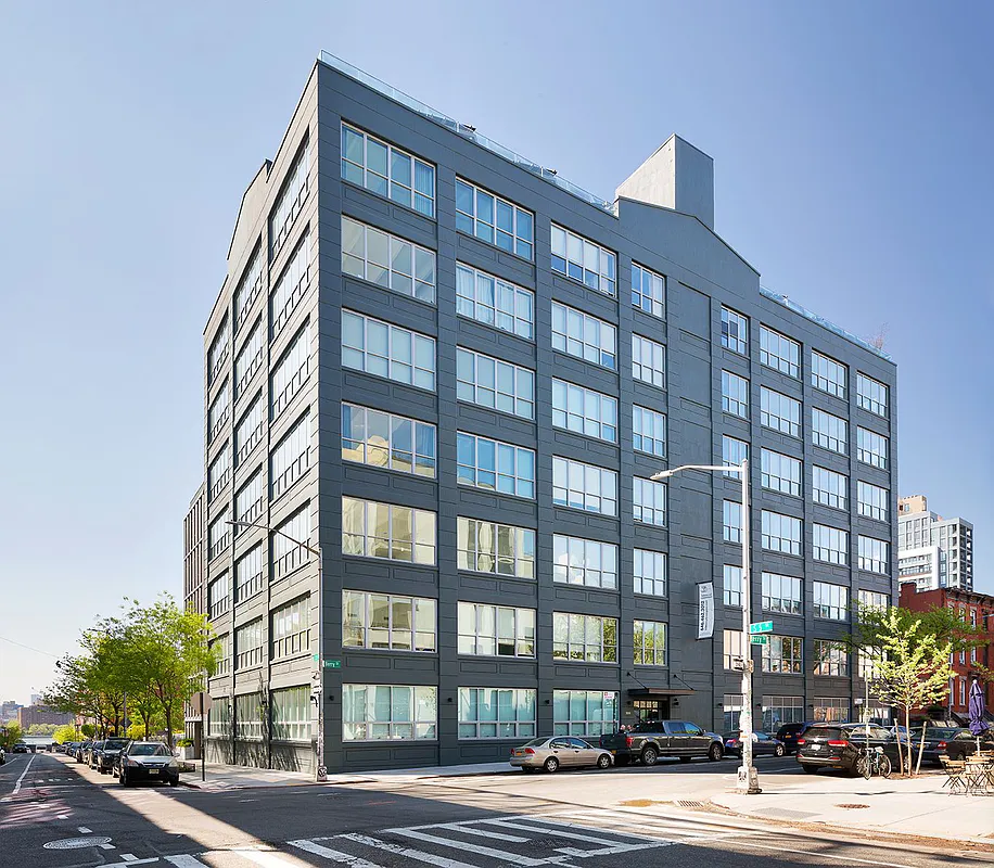 338 Berry Street, Unit 3B Brooklyn, NY 11249 - Photo 14 of 16