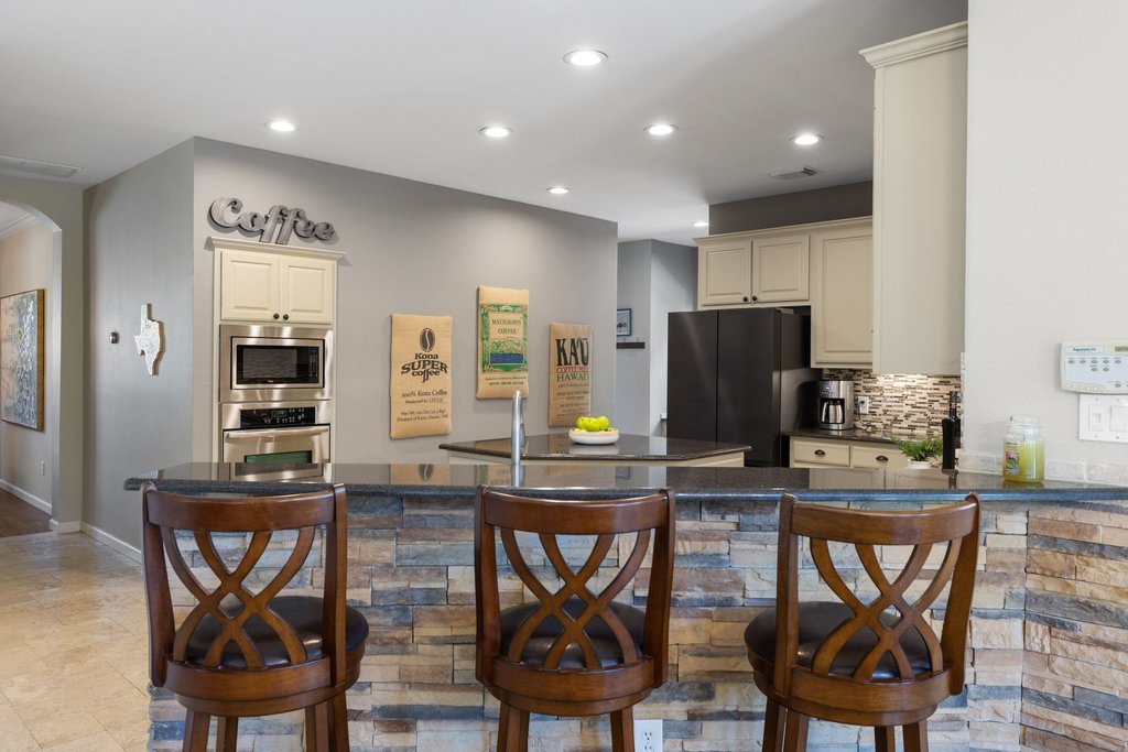 12424 Fairfax Ridge Place Austin, TX 78738 - Photo 11 of 40