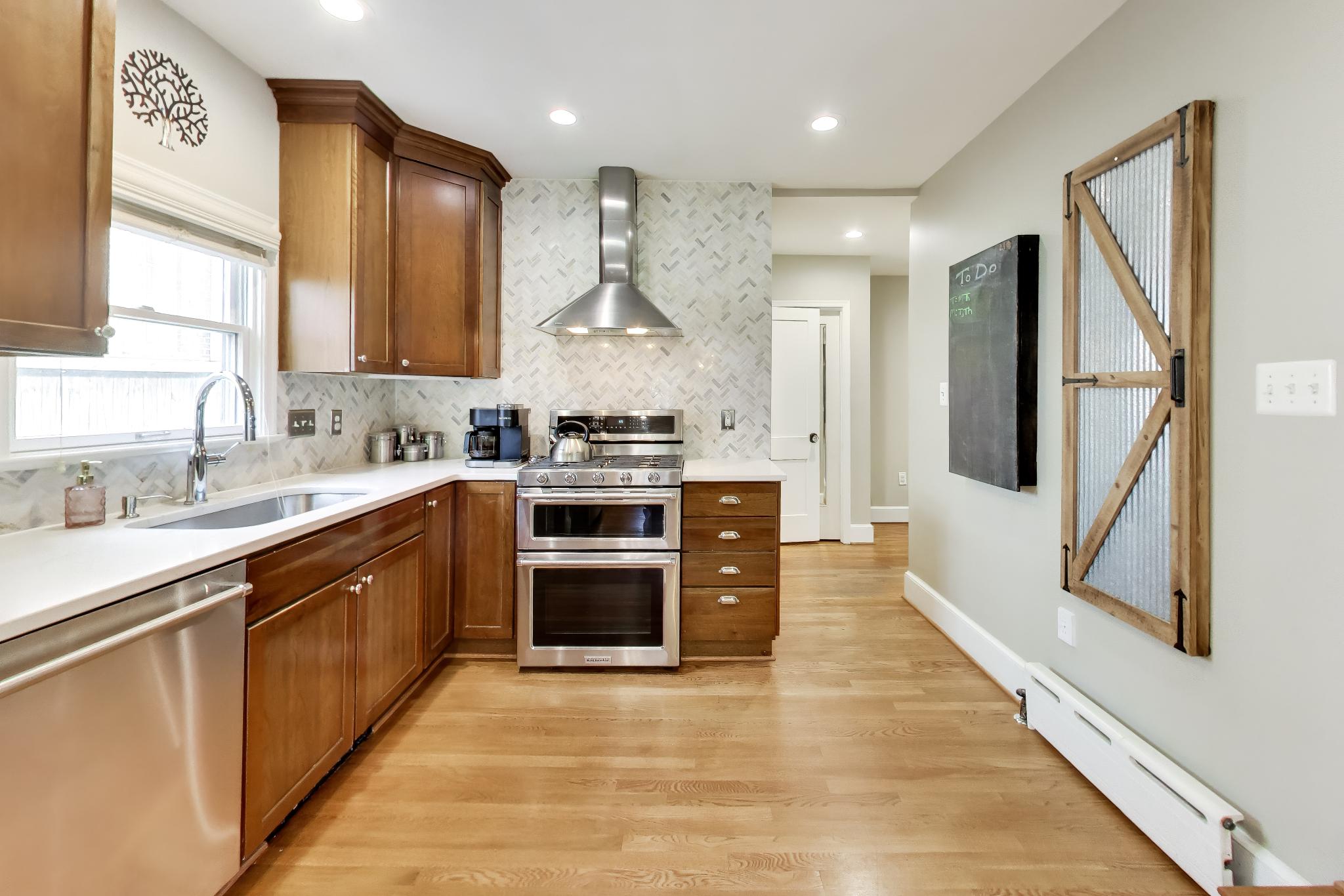306 Indian Spring Drive Silver Spring, MD 20901 - Photo 11 of 54 Gallery Image 11