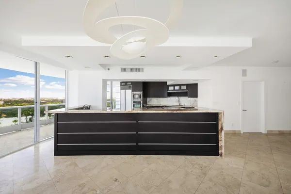 $1,600,000 | 2127 Brickell Avenue, Unit 1805, Miami, FL 33129