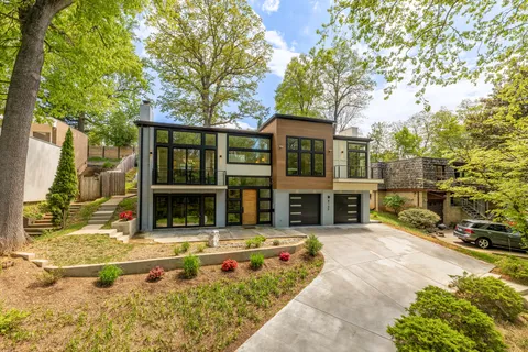 $2,595,000 | 8165 East Beach Drive Northwest, Washington, DC 20012