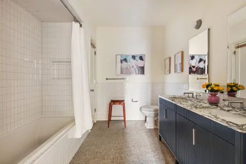 $1,450,000 | 1 Prospect Park West, Unit 2E | Park Slope