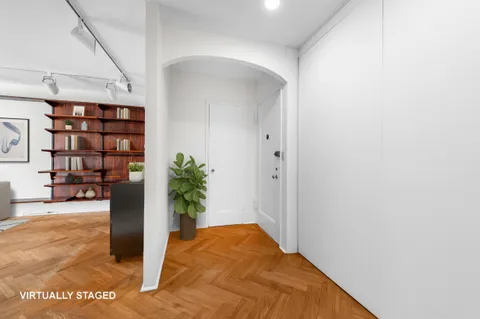 $750,000 | 263 West End Avenue, Unit 5B | Upper West Side