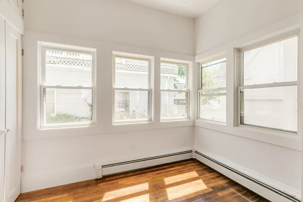 $3,300 | 14 Evergreen Avenue, Unit 1, Somerville, MA 02145