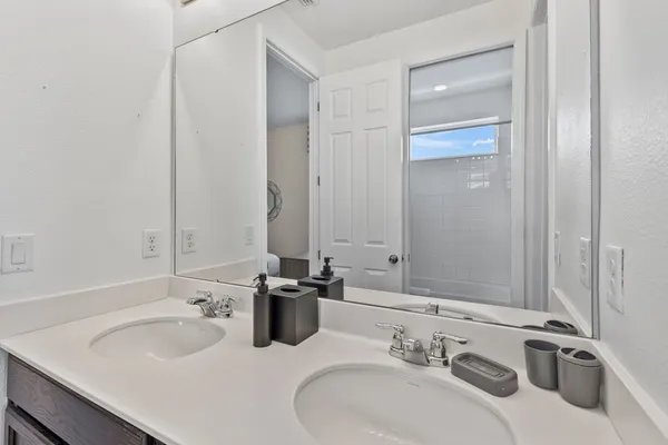 $734,900 | 9042 Sunshine Ridge Loop, Kissimmee, FL 34747