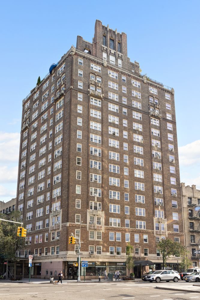 302 West 12th Street, Unit 6H Manhattan, NY 10014 - Photo 8 of 9