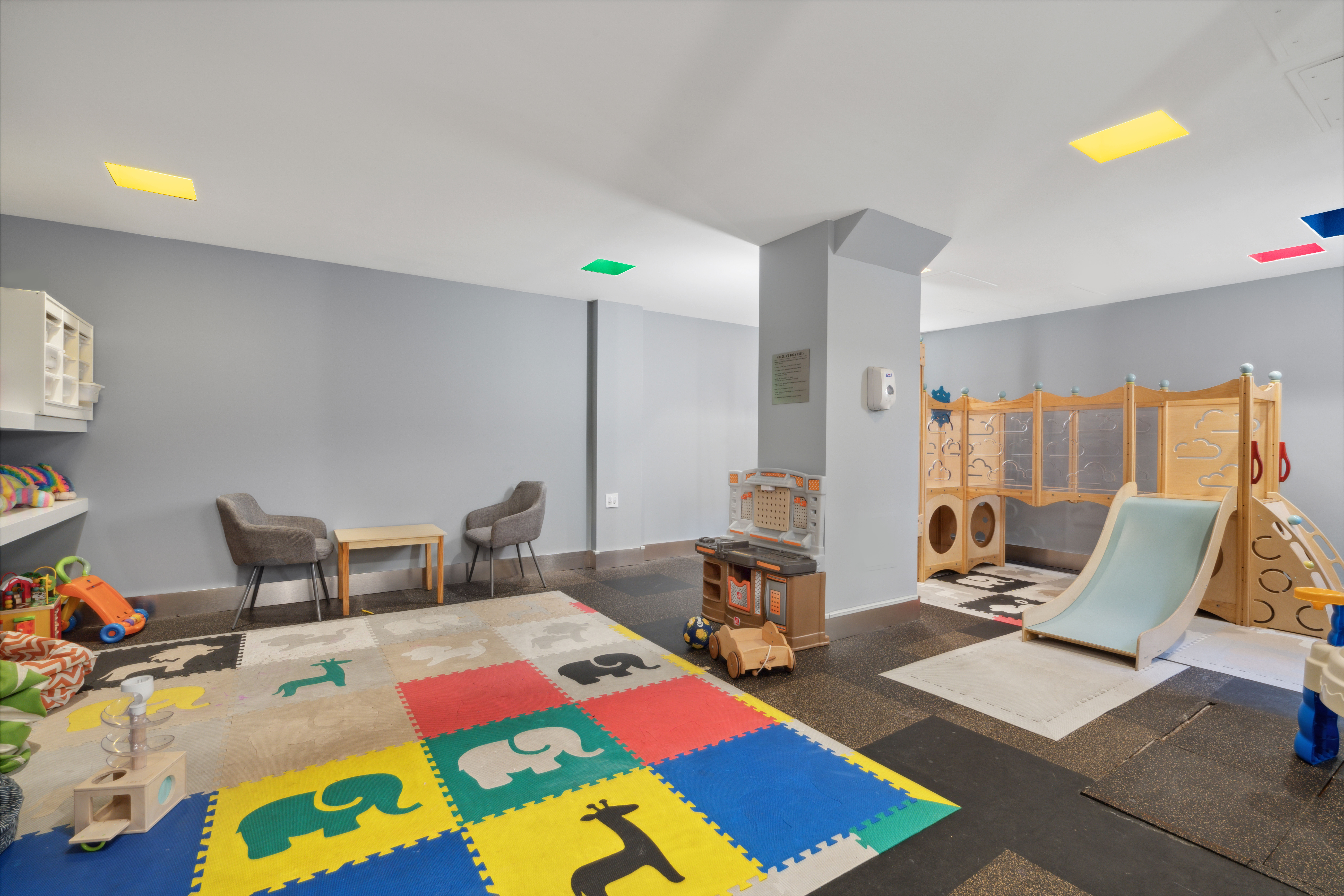 25 Monroe Place, Unit 6E Brooklyn, NY 11201 - Photo 8 of 10 a living room with furniture and next to a window