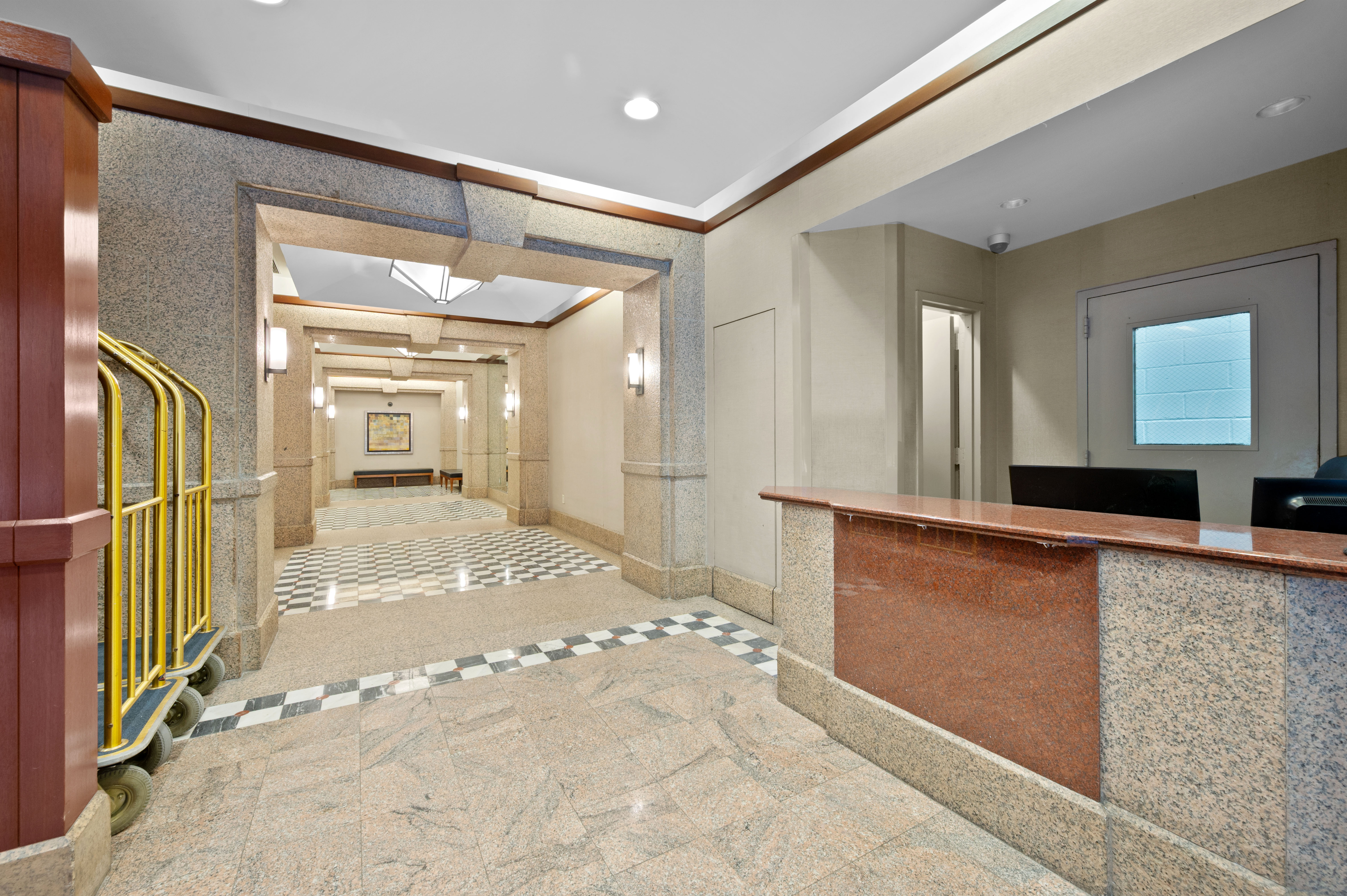 343 East 74th Street, Unit 7D Manhattan, NY 10021 - Photo 5 of 7