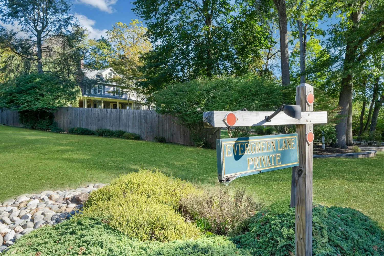 $1,300,000 | 29 Evergreen Lane, Watchung, NJ 07069