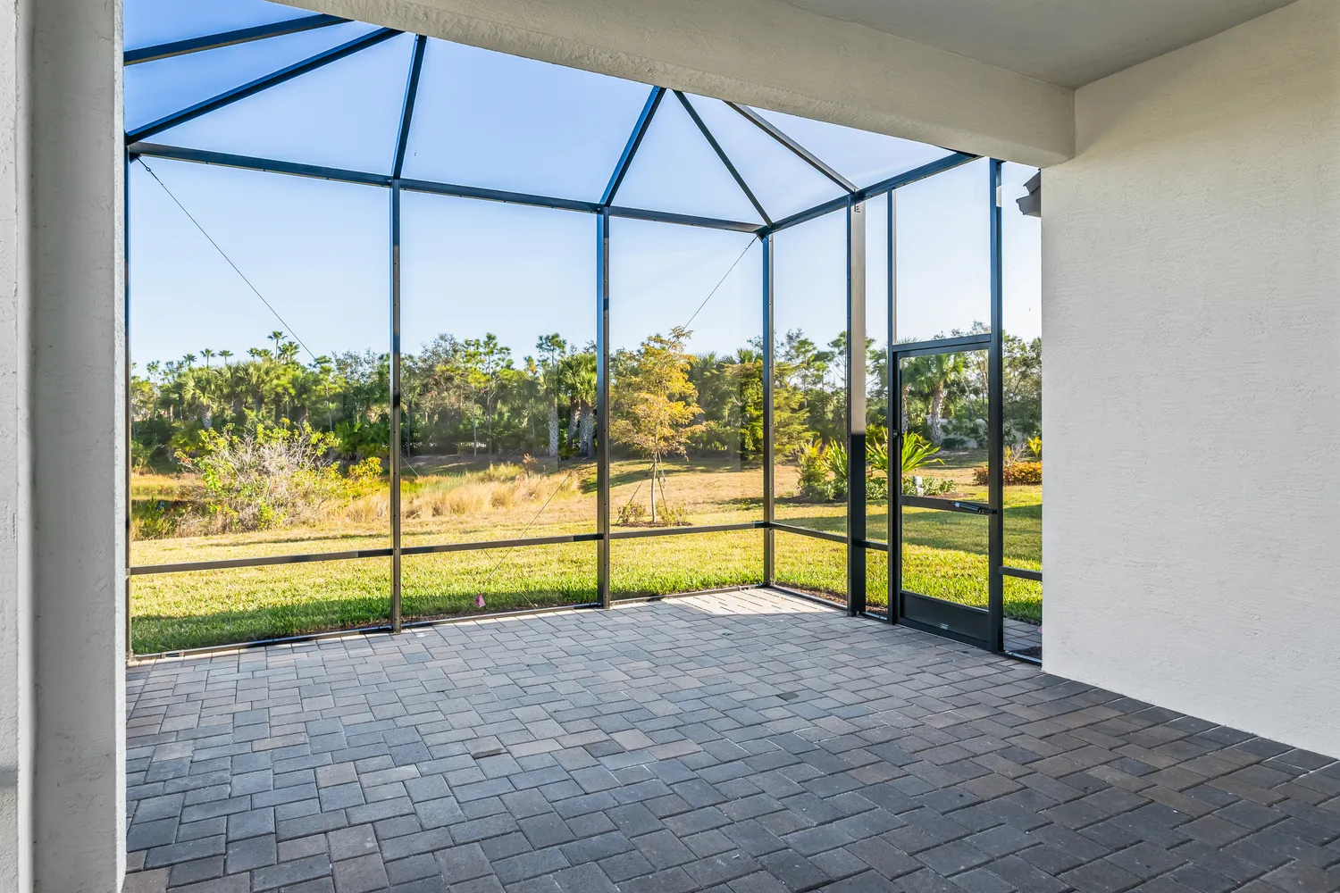 $675,000 | 2152 Falls Manor, Vero Beach, FL 32967