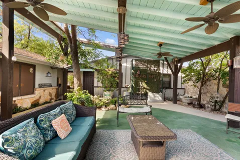 $3,895,000 | 110 Oak Drive, Wimberley, TX 78676